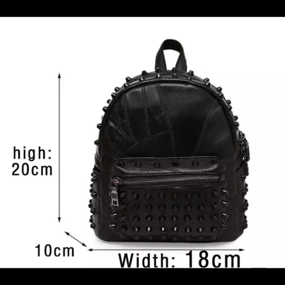 Small backpack - Picture 3 of 3